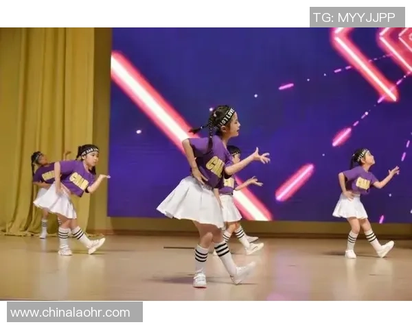 陈芳专访:从绿茵场到人生舞台的精彩旅程回顾 陈芳专访:从绿茵场到人生舞台的精彩旅程回顾